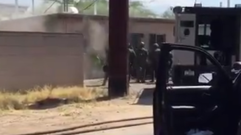 Police ID man who set fire to Tucson apartment during standoff